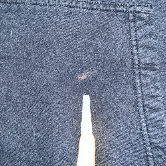 SKULLS & KITTENS HOODIE - Picture 2 of 3